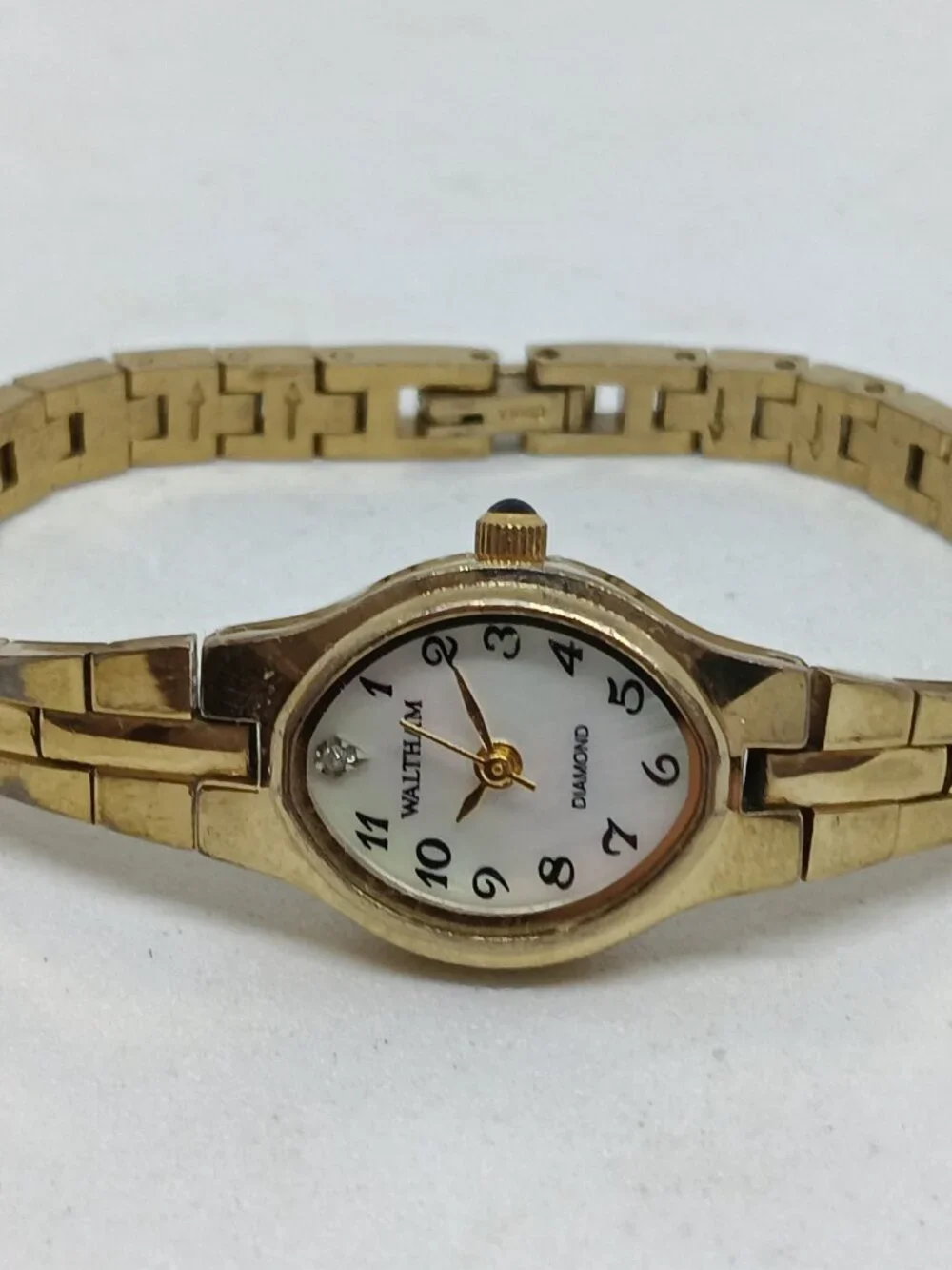 Waltham WAW047 Women's 17mm Gold Tone Diamond Dial Watch NEW BATTERY